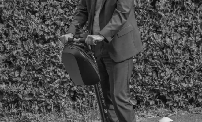 Création d'événement team building avec gyropode, Lyon 3, LOC’VENT